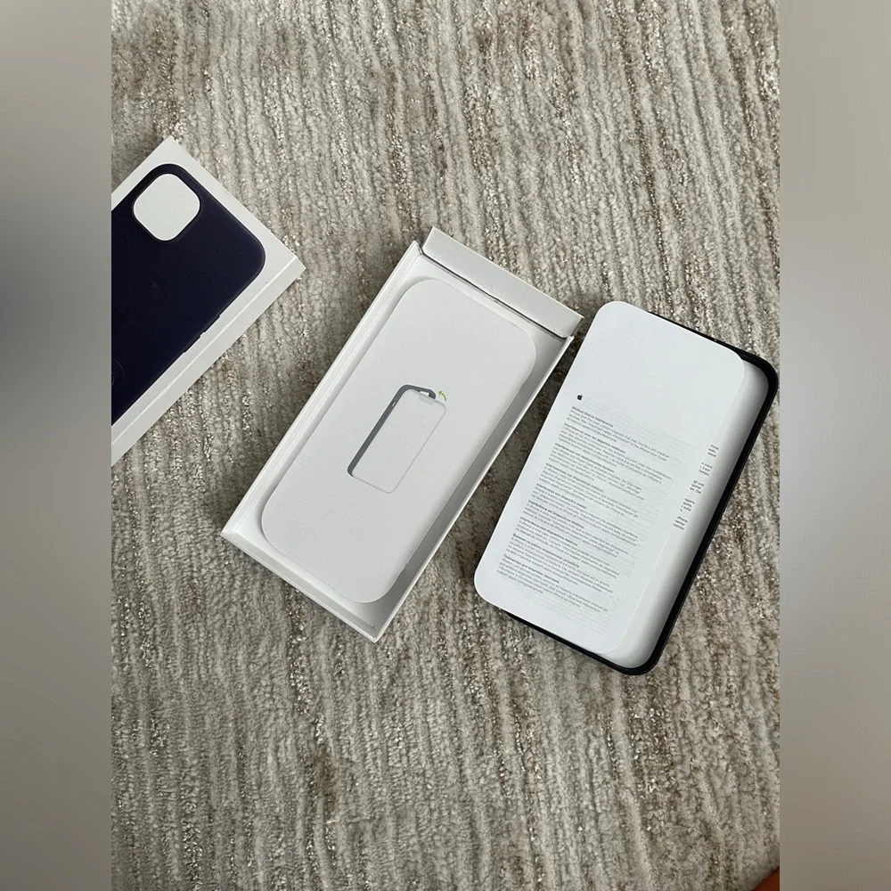 New Apple iPhone 14 Plus Leather Case Navy